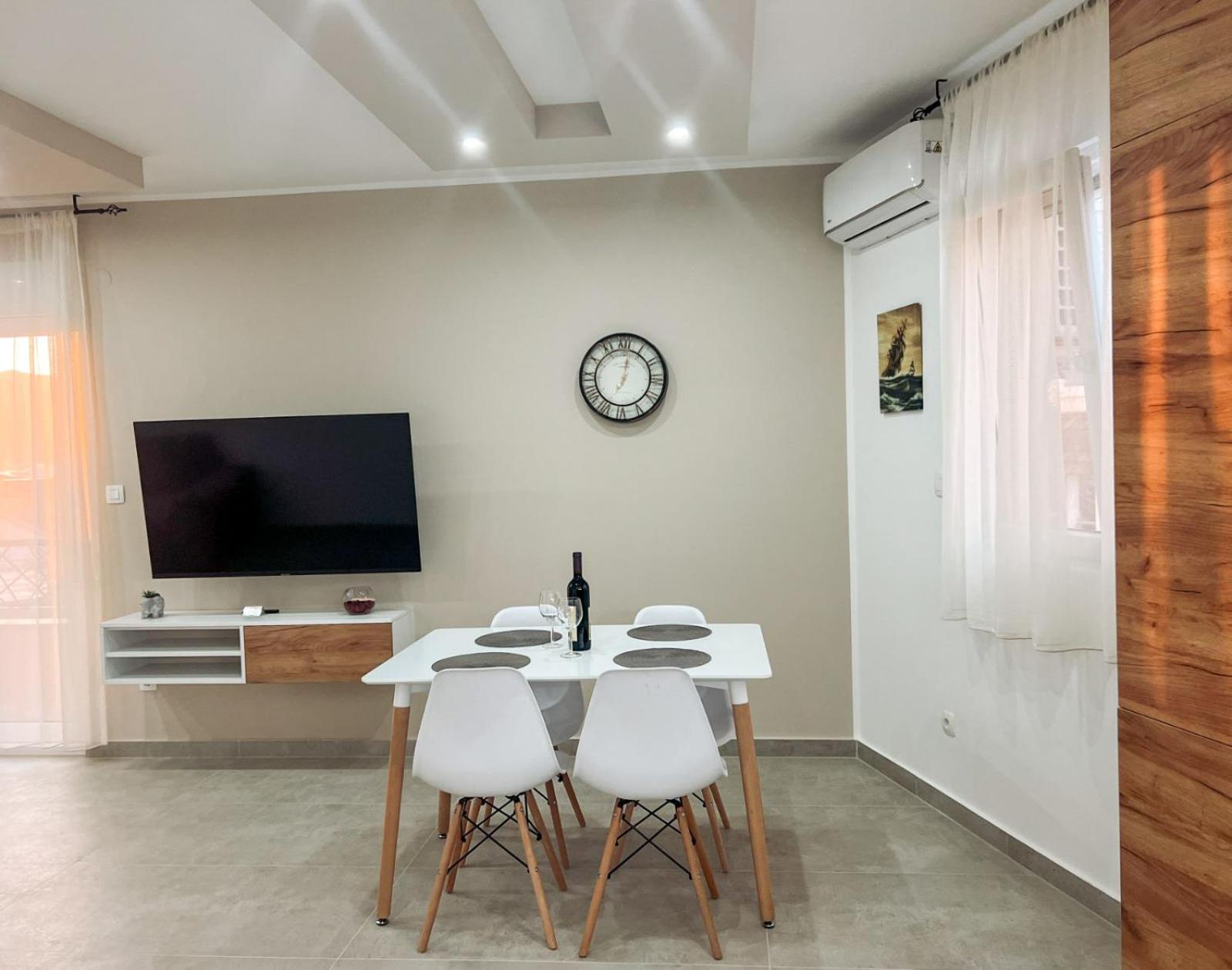 M&n Apartment *