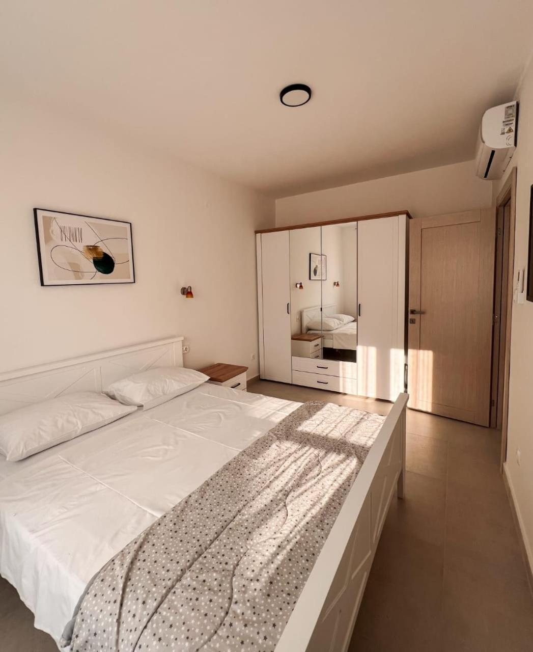 M&n Apartment